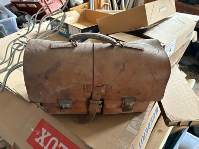 Retro veterinářské nástroje 