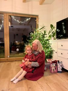 Hlídání dětí, opravy uměleckých předmětů 